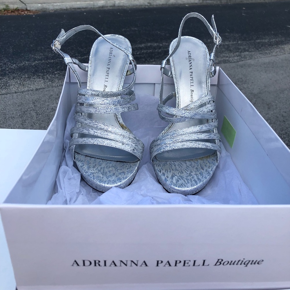 Sandals - Picture 6 of 6